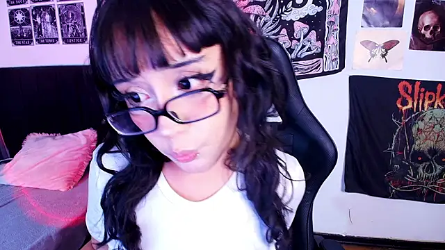 blue katt online show from March 4, 4:31 am