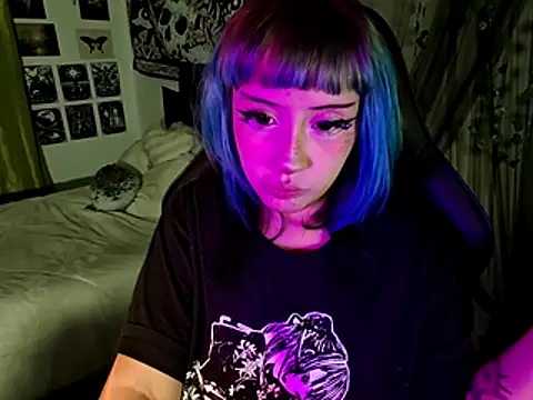 blue katt online show from October 27, 10:54 pm