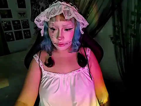 blue katt online show from October 18, 9:50 pm
