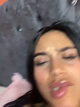 Emily sharlot online show from December 20, 11:46 am