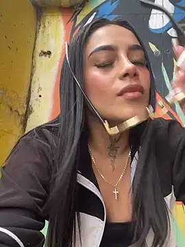 Emily sharlot online show from September 23, 6:59 pm