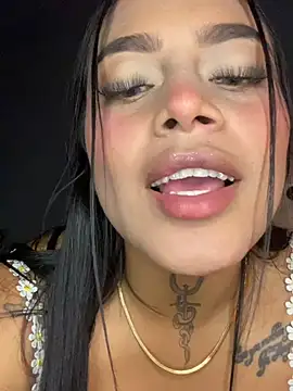 Snapshot of Emily_sharlot chatting on February 17, 6:54 am Emily sharlot online show from February 17, 6:54 am