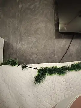 EmmaSulivan online show from November 18, 4:43 pm