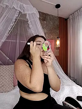 Snapshot of EmmaSulivan chatting on March 3, 5:52 pm EmmaSulivan online show from March 3, 5:52 pm