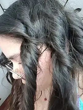 Snapshot of EmmaSulivan chatting on July 21, 10:22 pm EmmaSulivan online show from July 21, 10:22 pm