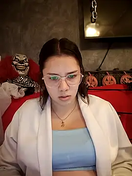 Snapshot of EmmaSulivan chatting on October 10, 12:39 pm EmmaSulivan online show from October 10, 12:39 pm