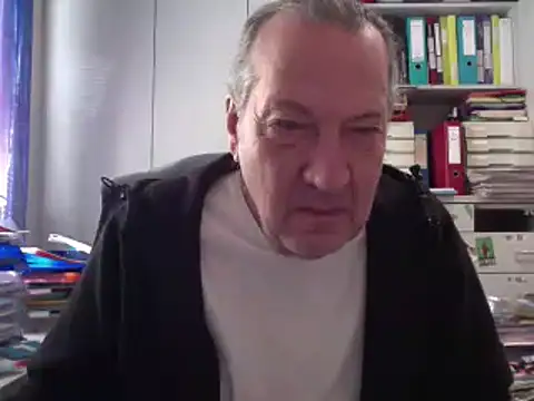 HMStraps01 online show from November 19, 8:14 am