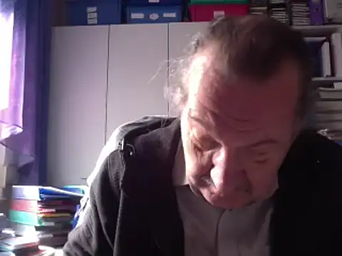 HMStraps01 online show from December 12, 9:30 am