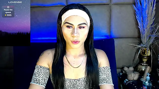 Snapshot of Iris_Gill chatting on February 27, 1:52 am Iris Gill online show from February 27, 1:52 am