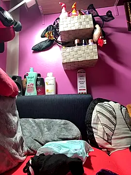 sexymelli18 online show from November 10, 6:13 pm