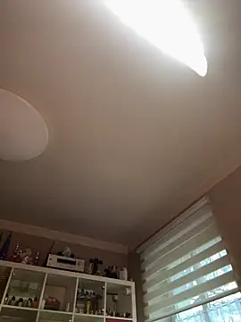 sexymelli18 online show from March 17, 5:05 pm