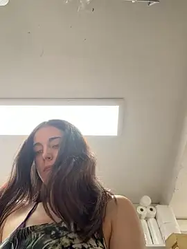 sexymelli18 online show from May 22, 9:51 am