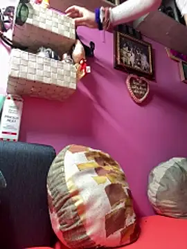 sexymelli18 online show from November 21, 7:24 pm