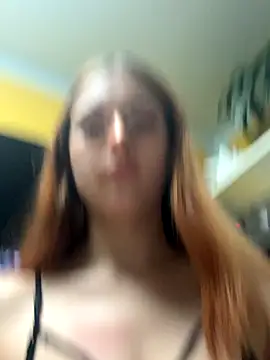 Snapshot of sexymelli18 chatting on September 22, 5:19 pm sexymelli18 online show from September 22, 5:19 pm