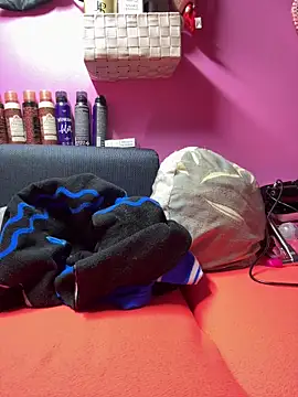 sexymelli18 online show from October 30, 6:27 pm