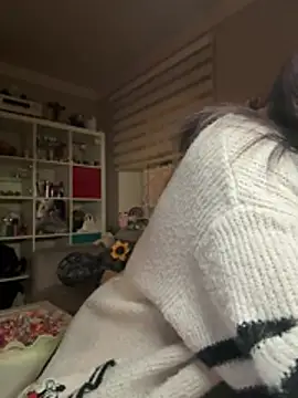 sexymelli18 online show from March 21, 6:12 pm