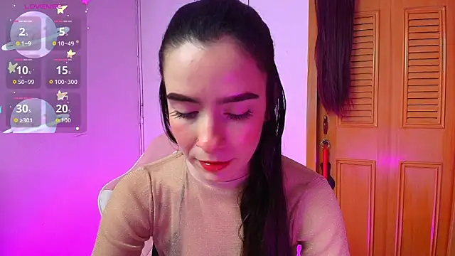 Peach Rose  online show from February 22, 8:43 pm