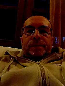 Xavspank2 online show from February 8, 5:43 pm