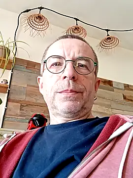 Xavspank2 online show from March 17, 2:31 pm