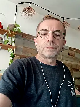 Xavspank2 online show from September 10, 1:21 pm