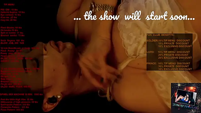 Snapshot of Sophie-Rosenfeld chatting on July 17, 12:19 am Sophie-Rosenfeld online show from July 17, 12:19 am