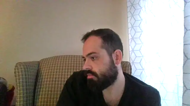 guccititi online show from November 14, 6:11 pm