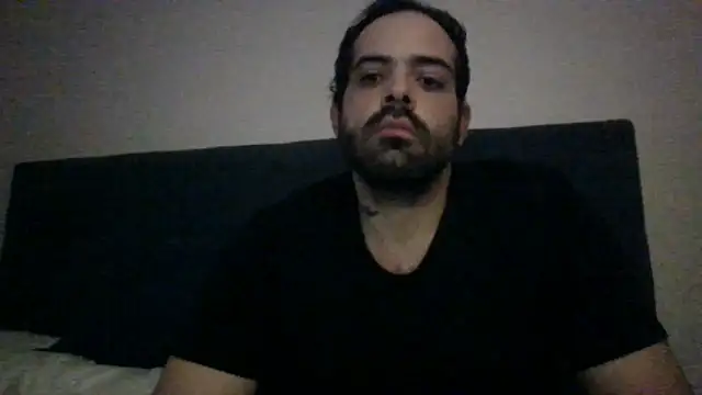 guccititi online show from January 18, 6:17 am