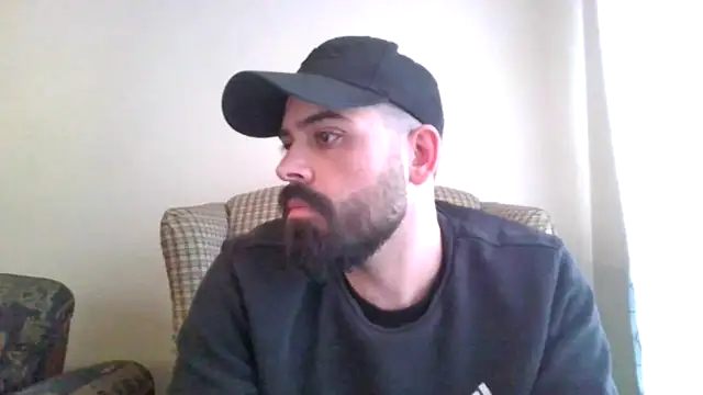 guccititi online show from March 7, 6:46 pm