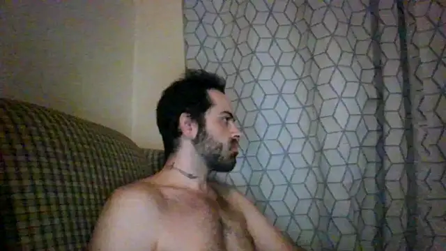 guccititi online show from January 13, 7:01 am