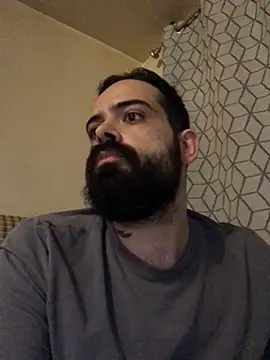 guccititi online show from March 30, 1:40 am