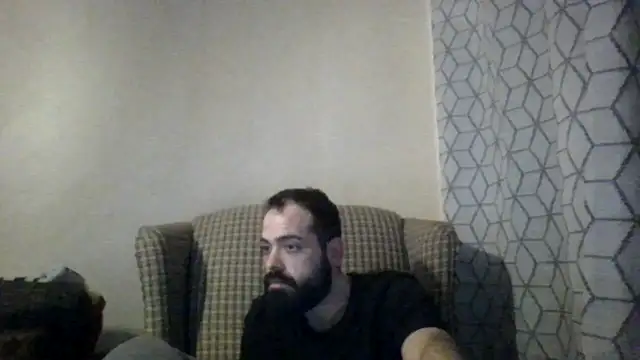 guccititi online show from November 15, 6:17 am