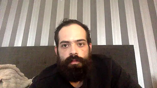 guccititi online show from September 26, 9:32 pm
