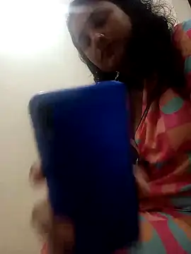 Snapshot of Pushpa-jhukegi chatting on February 15, 4:12 pm Pushpa-jhukegi online show from February 15, 4:12 pm