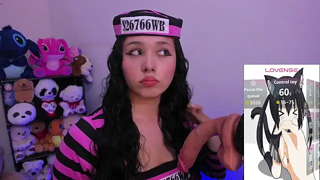 Emma Winslow online show from October 30, 5:28 am