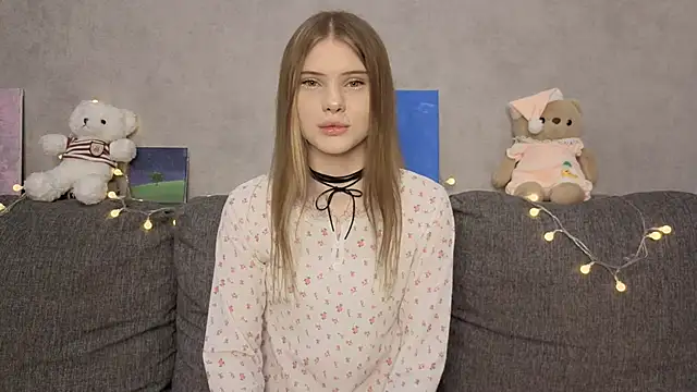 CarolinePepper online show from May 28, 1:39 pm