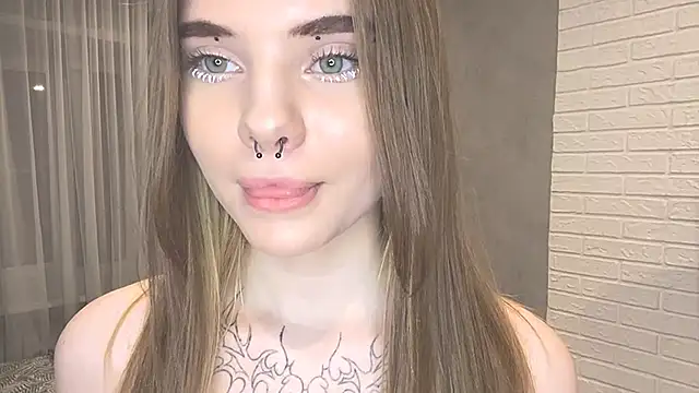CarolinePepper online show from February 25, 7:16 pm