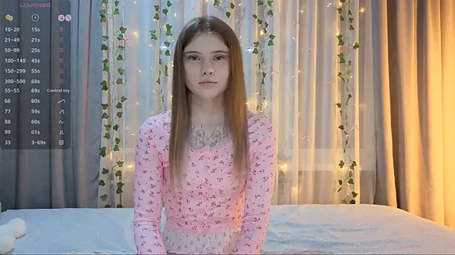 CarolinePepper online show from February 13, 2:06 pm