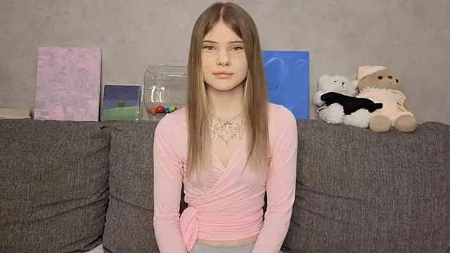 CarolinePepper online show from May 18, 1:27 pm