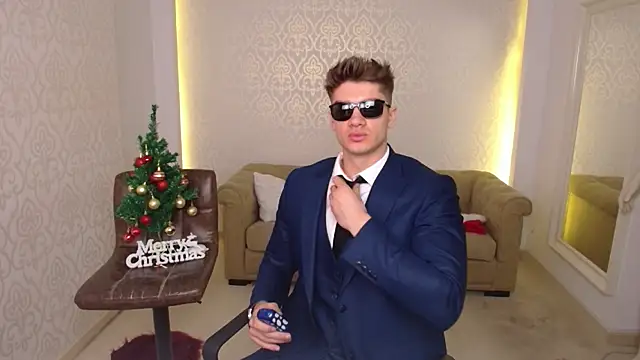 MaxKaiden online show from December 20, 5:54 am