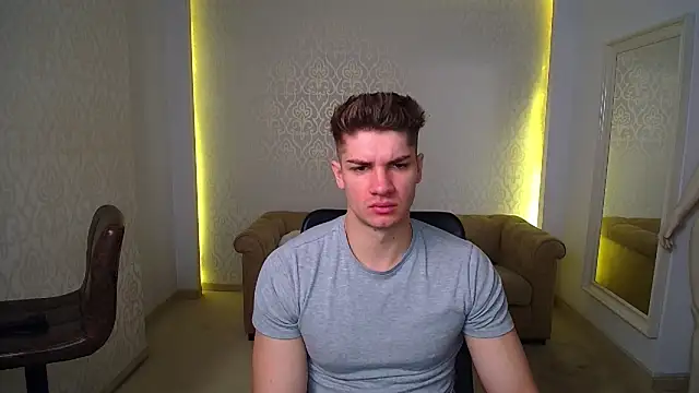 MaxKaiden online show from February 5, 5:47 am