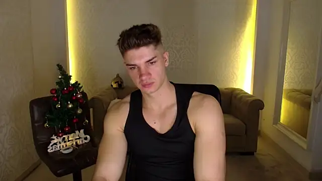 MaxKaiden online show from November 29, 5:40 am