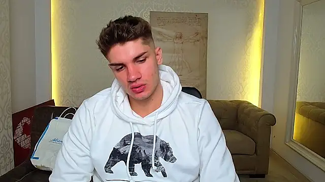 MaxKaiden online show from October 4, 4:25 am