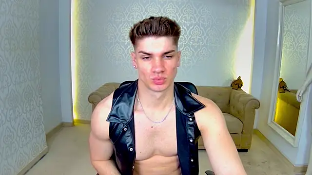 MaxKaiden online show from April 14, 4:28 am