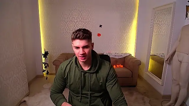 MaxKaiden online show from October 19, 4:48 am