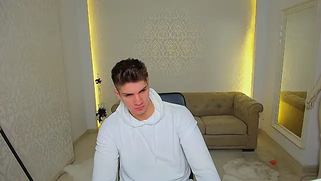 MaxKaiden online show from November 5, 5:43 am