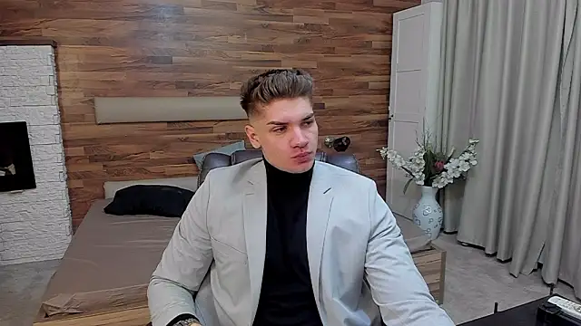 MaxKaiden online show from March 21, 6:03 am