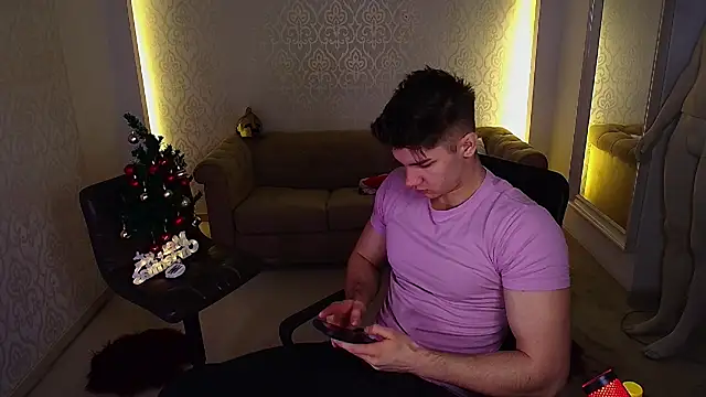 MaxKaiden online show from November 27, 5:41 am