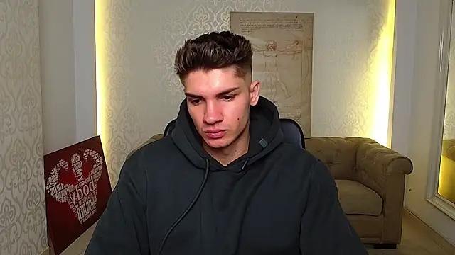 MaxKaiden online show from October 6, 4:35 am