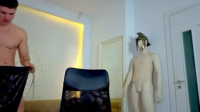 MaxKaiden online show from May 3, 5:34 am