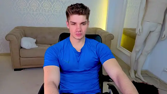 MaxKaiden online show from May 25, 5:51 am